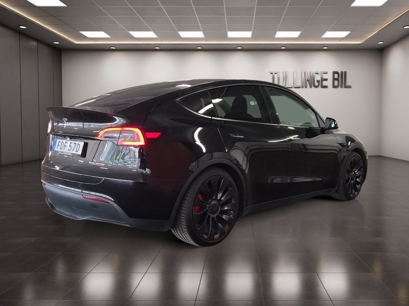 Tesla Model Y bild 5