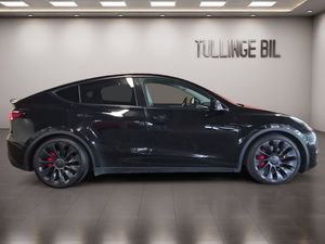 Tesla Model Y bild 6