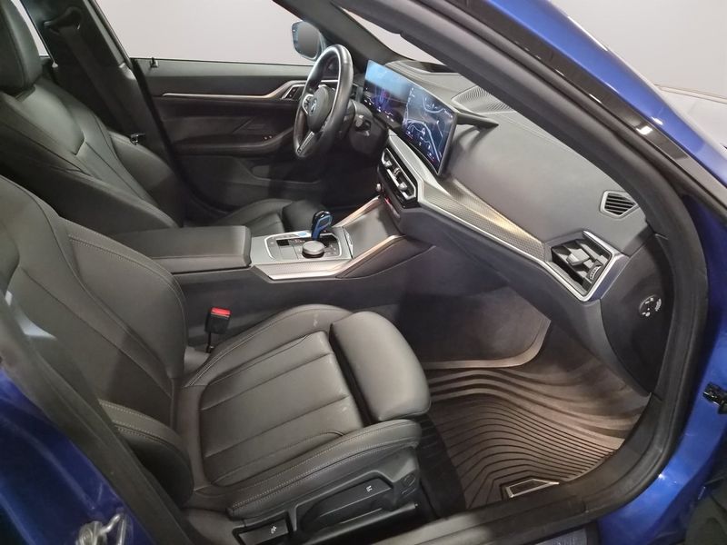 BMW i4 bild 12