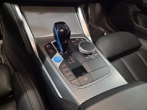 BMW i4 bild 18
