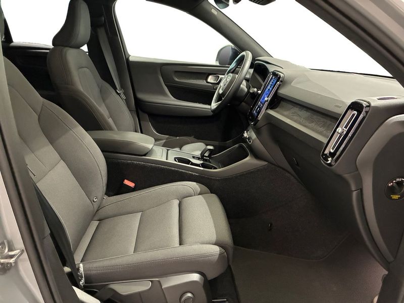 Volvo EX40 bild 3