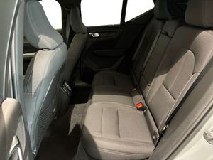 Volvo EX40 bild 5