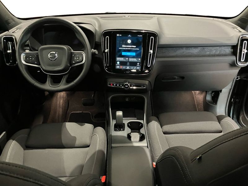 Volvo EX40 bild 6
