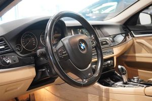 BMW 520 bild 2