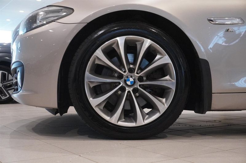 BMW 520 bild 15