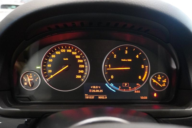 BMW 520 bild 10
