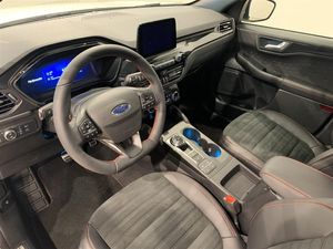 Ford Kuga bild 4