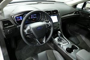 Ford Mondeo bild 7