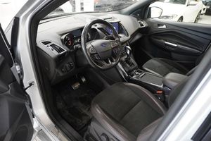 Ford Kuga bild 2