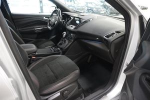 Ford Kuga bild 6