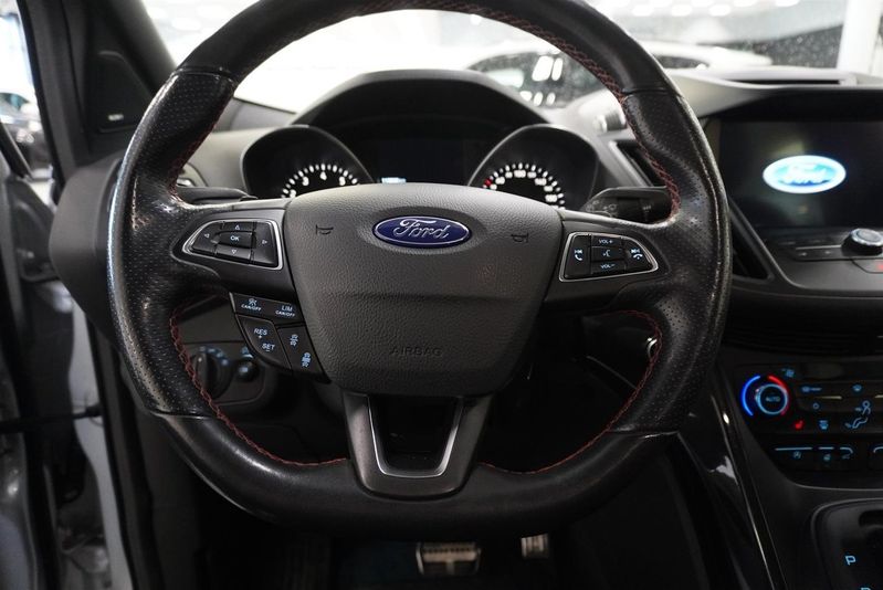 Ford Kuga bild 11