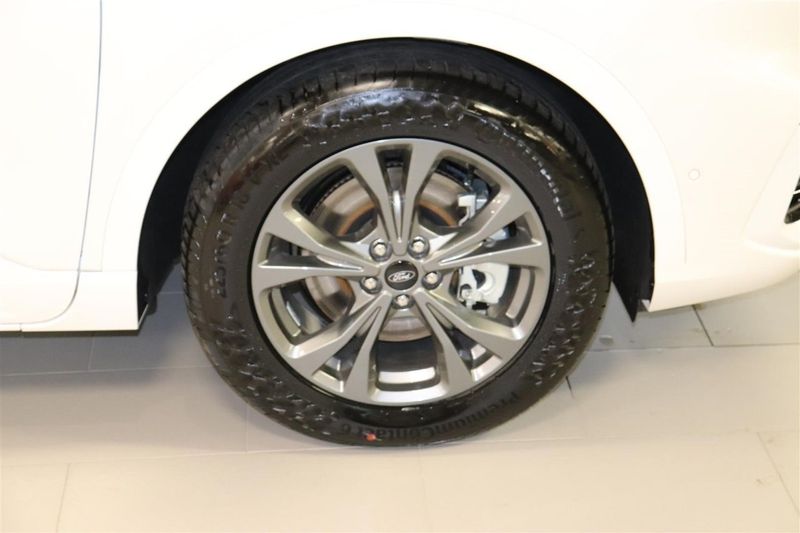 Ford Kuga bild 6