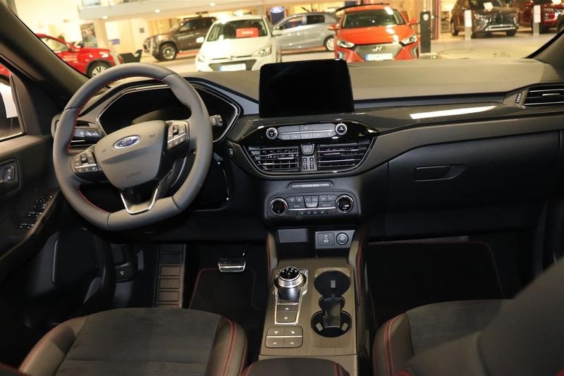 Ford Kuga bild 4