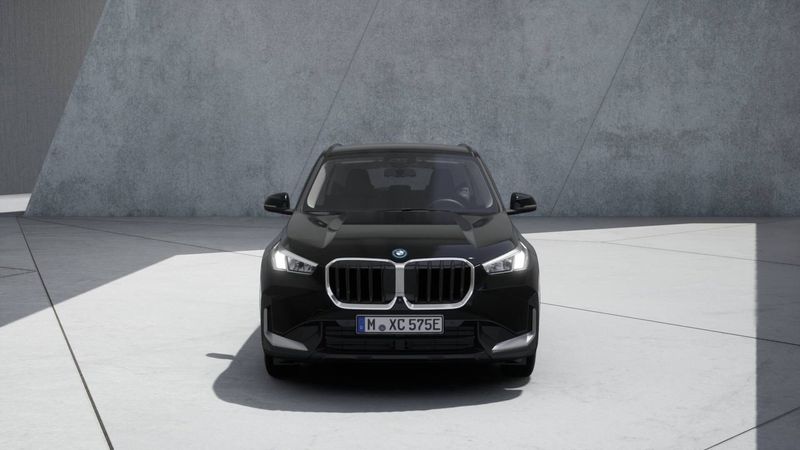 BMW iX1 bild 2