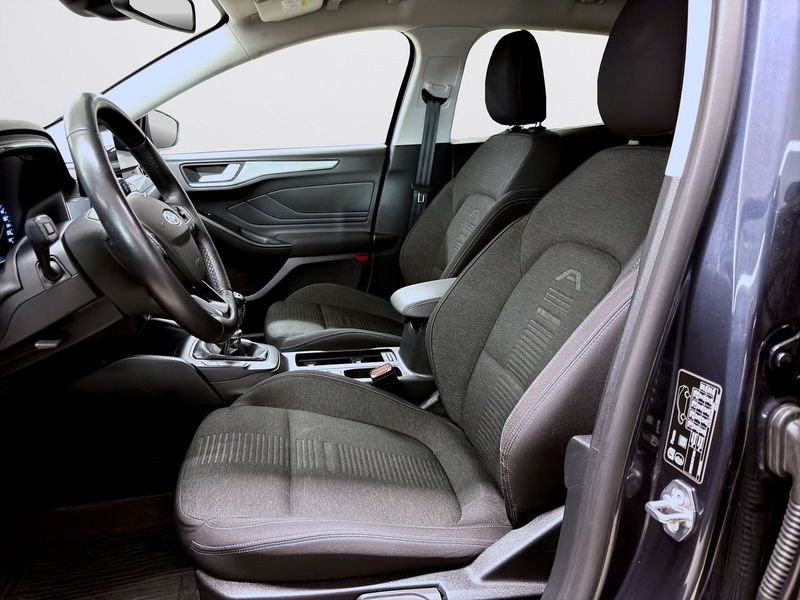 Ford Focus bild 7