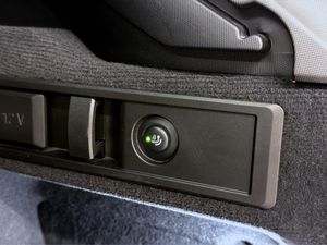 BMW 330 bild 10