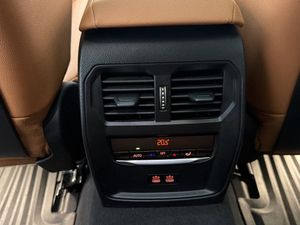 BMW i4 bild 32