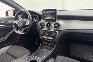 Mercedes CLA220 bild 24