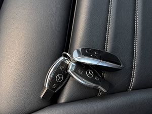 Mercedes GLC220 bild 15