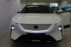 Mazda CX-6e bild 10