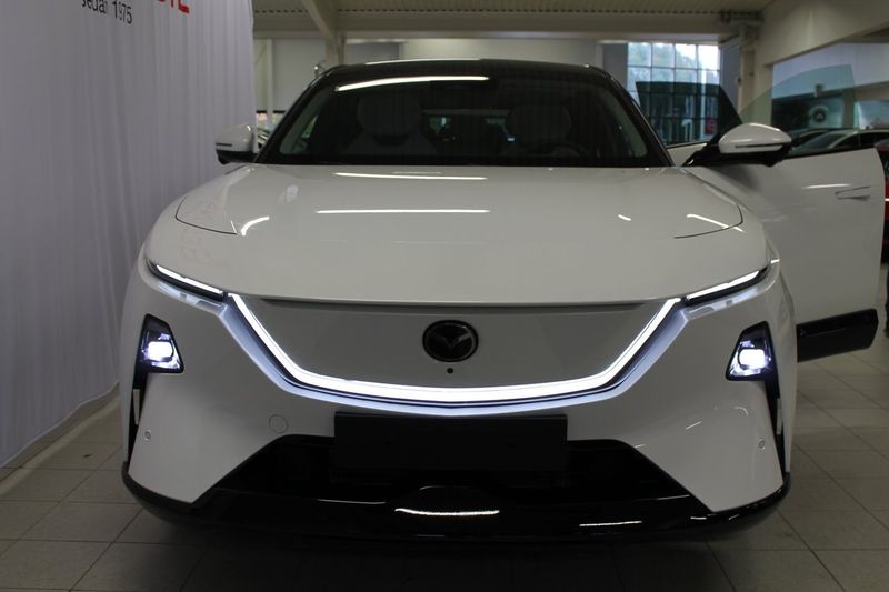 Mazda CX-6e bild 10