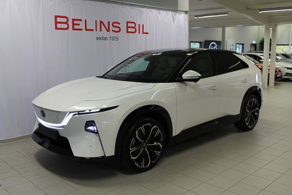 Mazda CX-6e Takumi 78 kWh 3 års service samt vinterhjul ingår - 2026