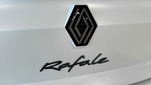 Renault Rafale bild 22