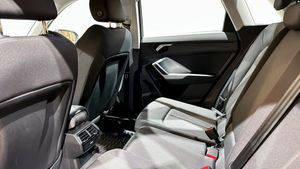 Audi Q3 bild 14