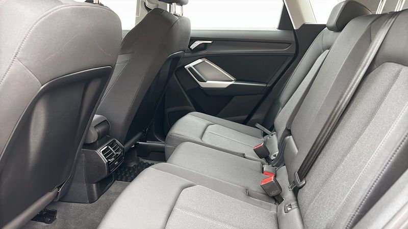 Audi Q3 bild 15