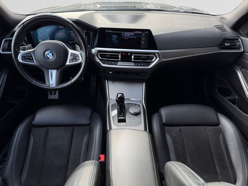 BMW 330 bild 11