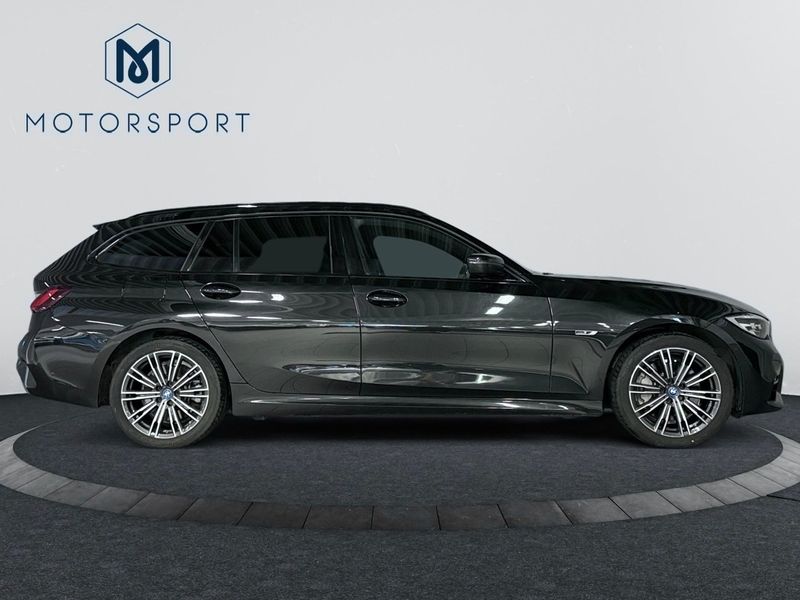 BMW 330 bild 7