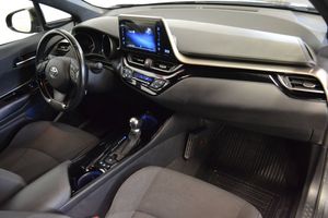 Toyota C-HR bild 9