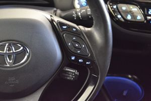 Toyota C-HR bild 21
