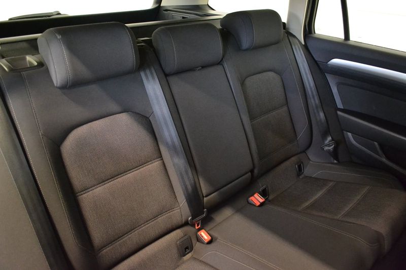 Volkswagen Passat bild 12