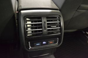 Volkswagen Passat bild 15