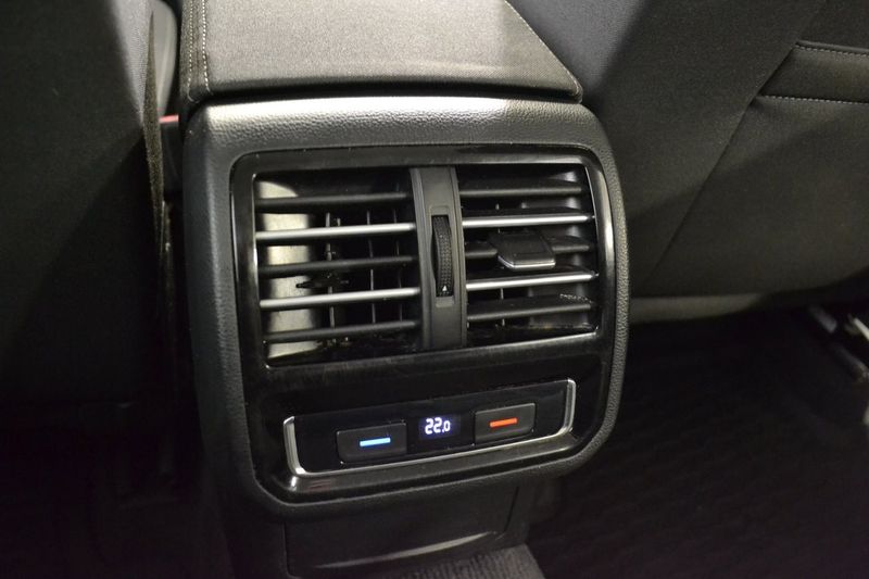 Volkswagen Passat bild 15