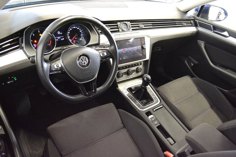 Volkswagen Passat bild 16
