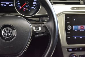 Volkswagen Passat bild 20