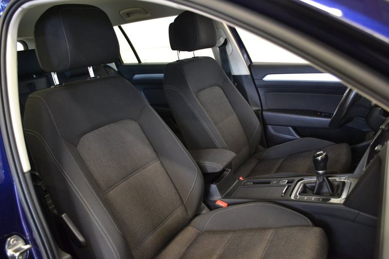Volkswagen Passat bild 11