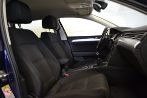 Volkswagen Passat bild 10