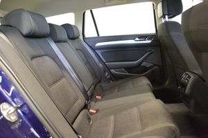 Volkswagen Passat bild 13