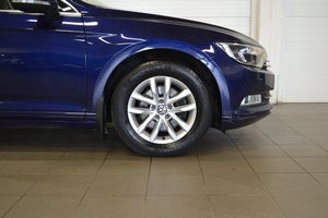 Volkswagen Passat bild 8