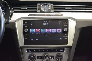 Volkswagen Passat bild 21