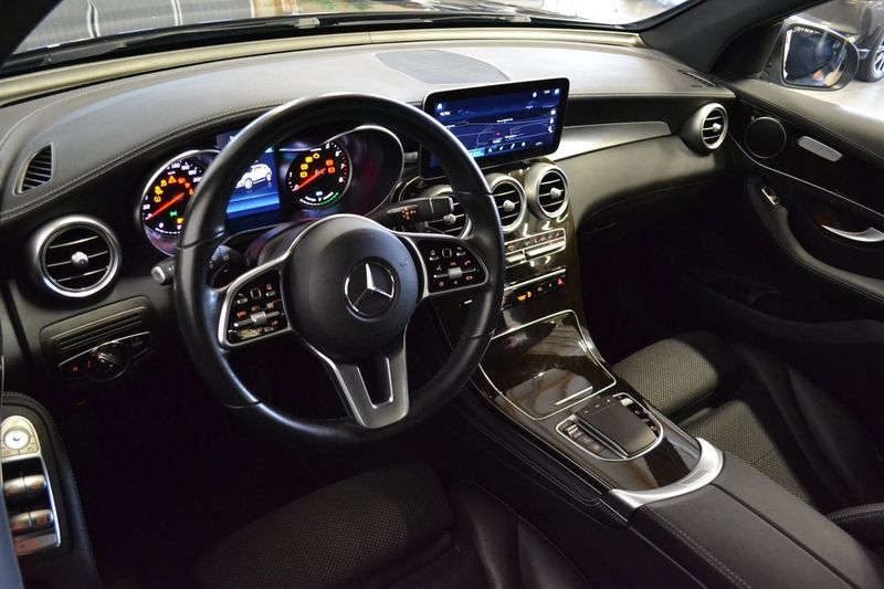 Mercedes GLC300 bild 14