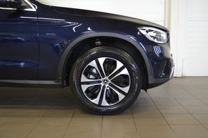 Mercedes GLC300 bild 8