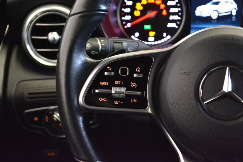Mercedes GLC300 bild 18