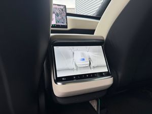 Tesla Model S bild 13