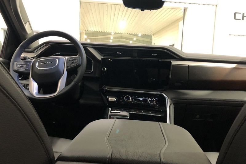 GMC Sierra bild 13