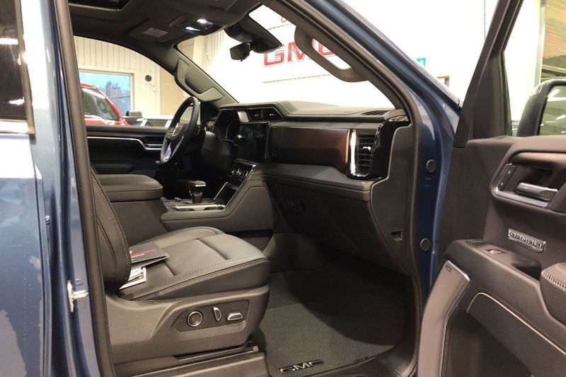 GMC Sierra bild 11