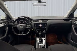 Skoda Octavia bild 9